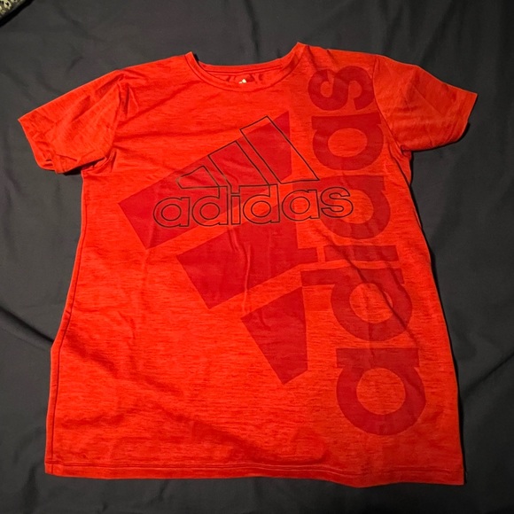Adidas Tshirt - Picture 1 of 3